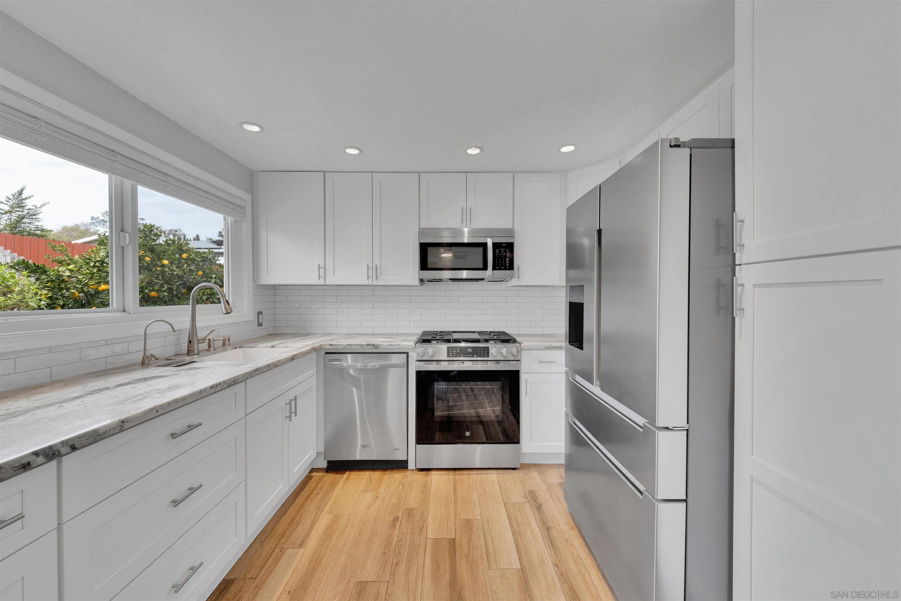 13622 Utopia Road Poway, CA 92064 - Photo 4 of 39