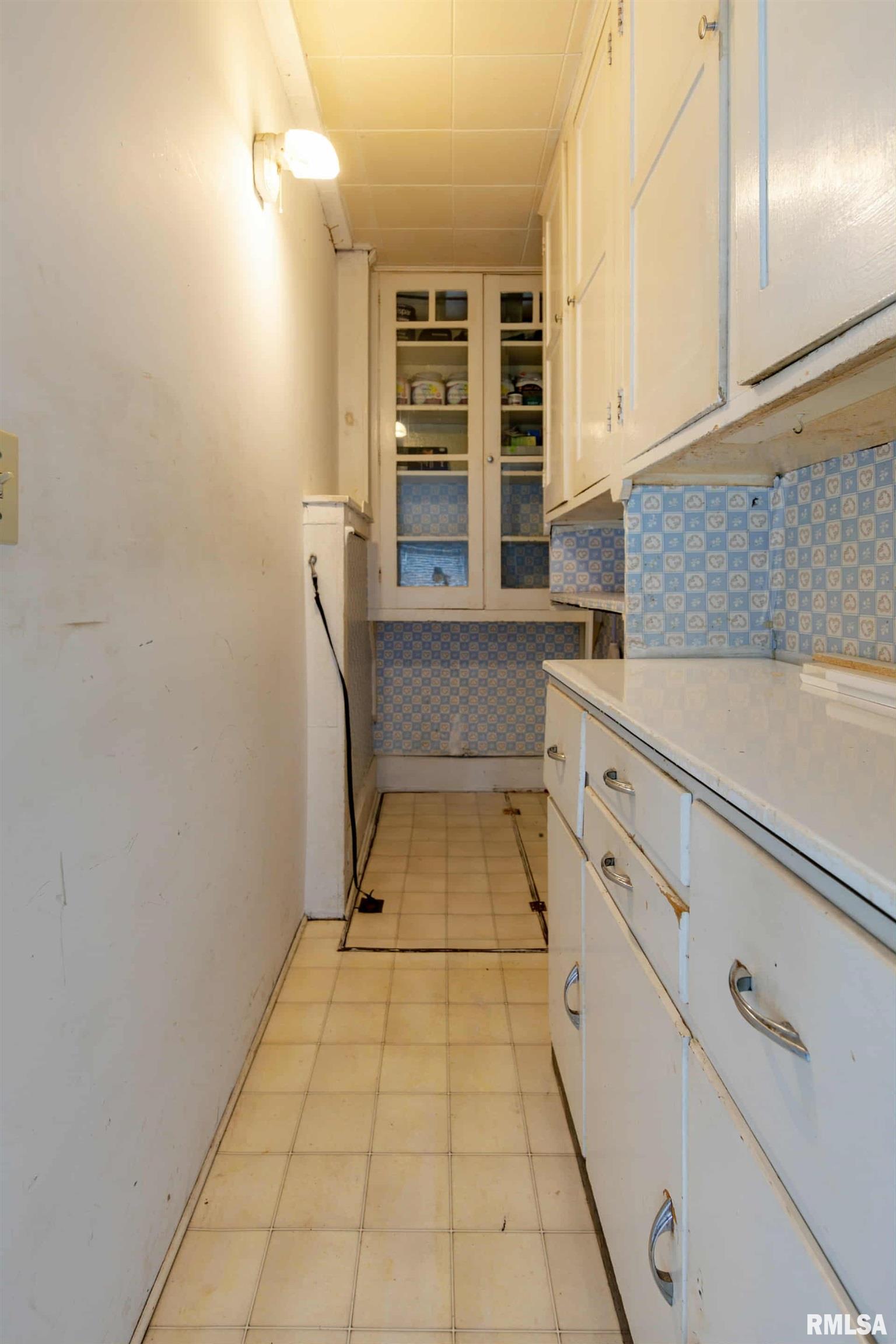 820 South 13th Street Quincy, IL 62301 - Photo 25 of 43