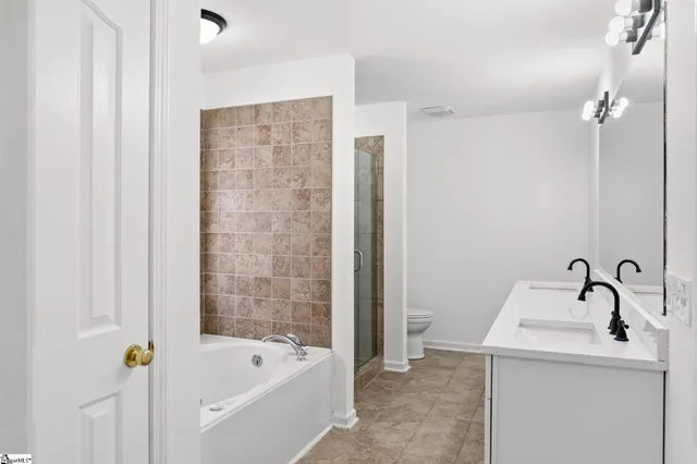 $569,900 | 514 Flynn Road, Greer, SC 29651