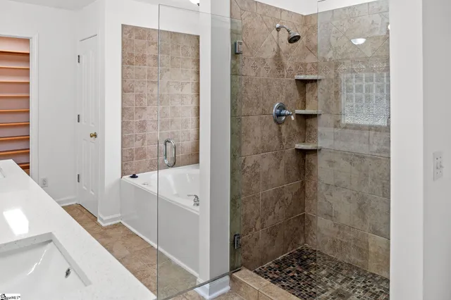 $569,900 | 514 Flynn Road, Greer, SC 29651