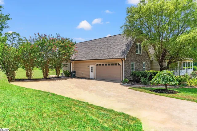 $569,900 | 514 Flynn Road, Greer, SC 29651