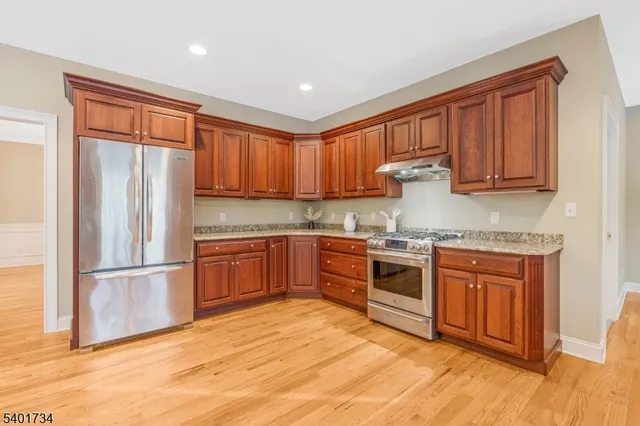 $1,350,000 | 115 Western Boulevard, Gillette, NJ 07933