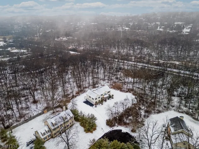 $1,350,000 | 115 Western Boulevard, Gillette, NJ 07933