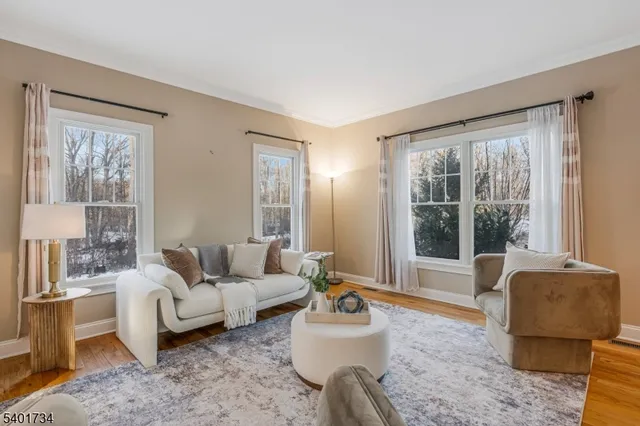 $1,350,000 | 115 Western Boulevard, Gillette, NJ 07933