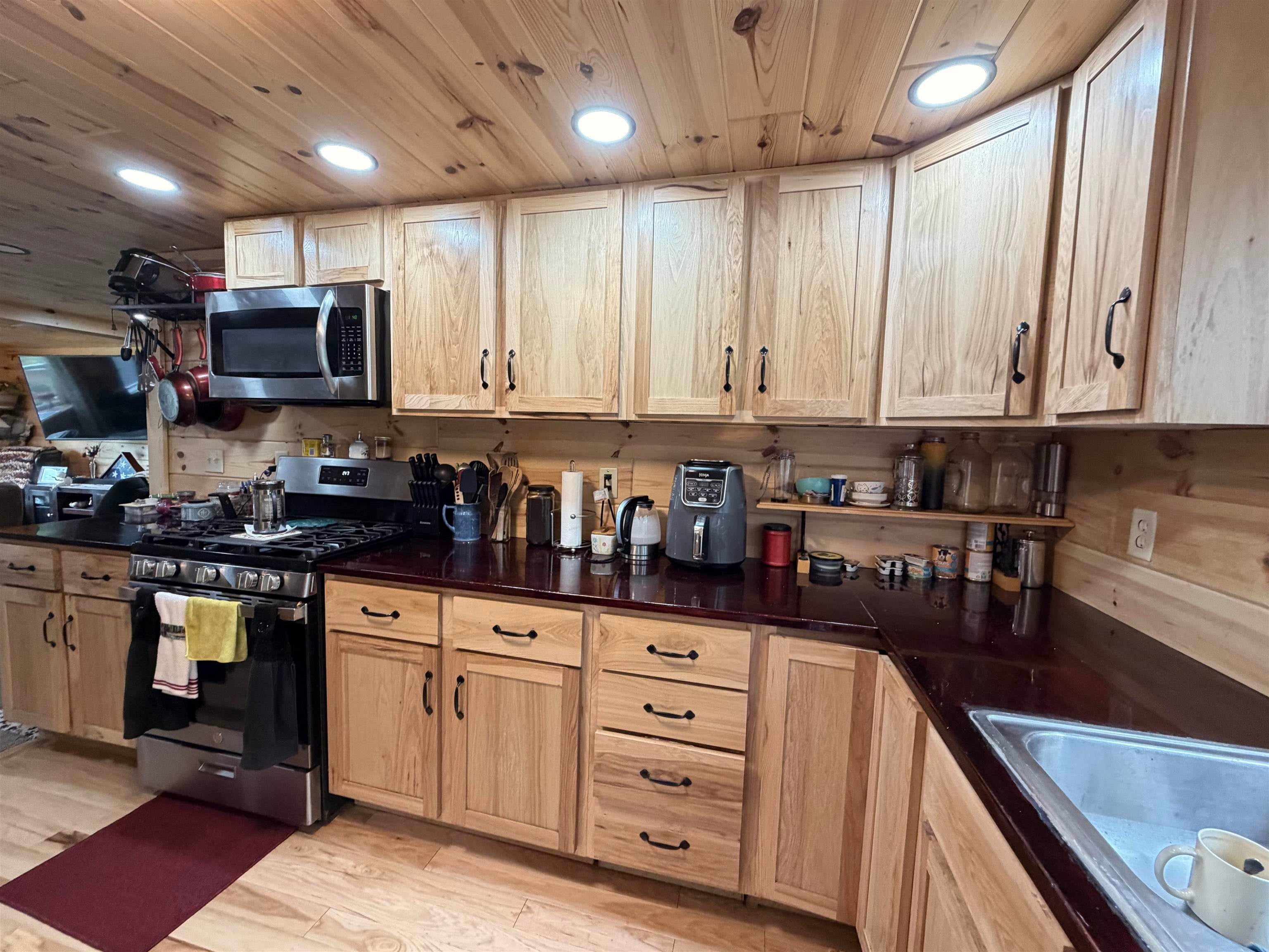 4266 East Oakley Road Harrison, MI 48625 - Photo 8 of 24 Gallery Image 8