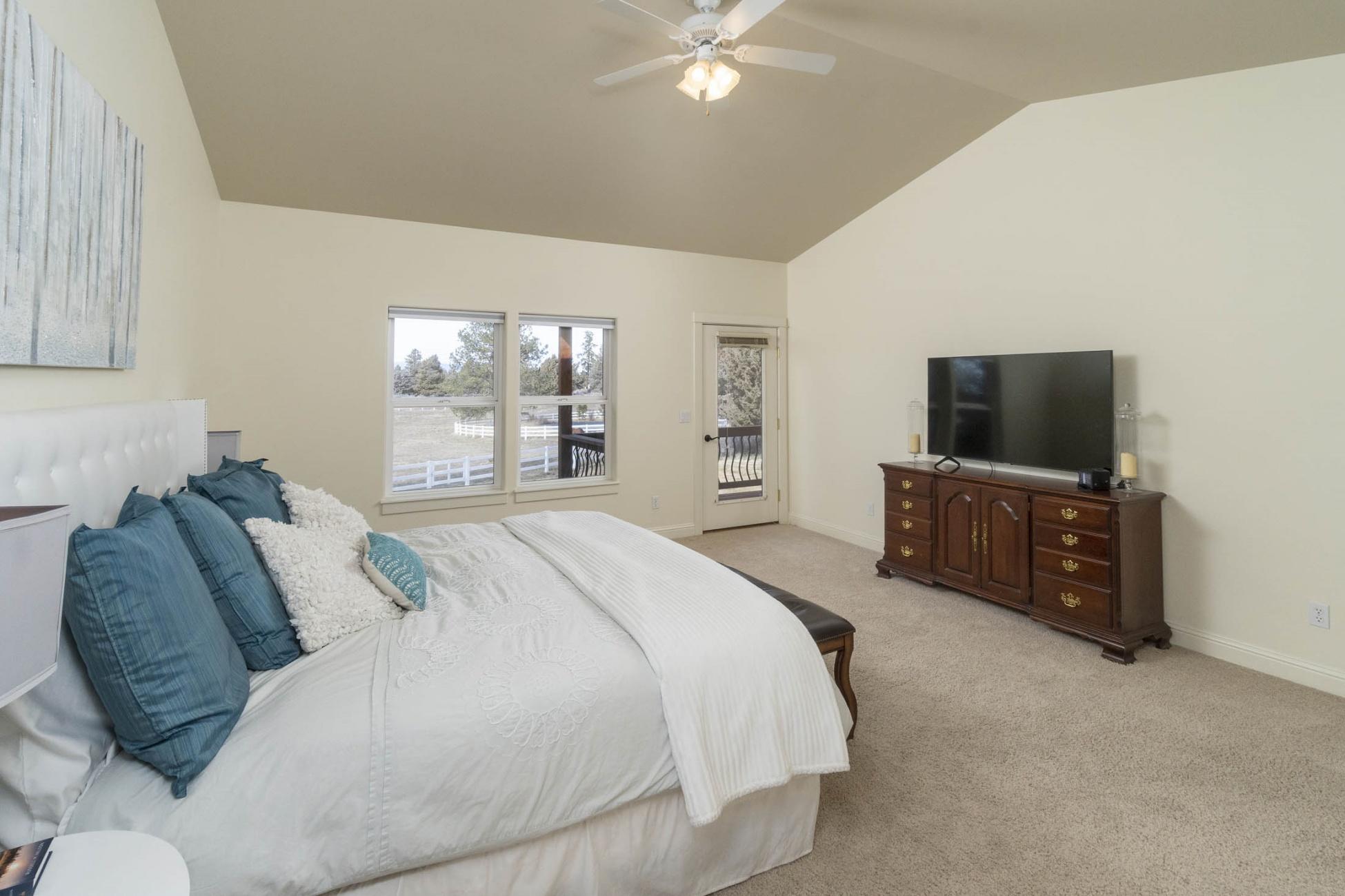 21620 Rickard Road Bend, OR 97702 - Photo 14 of 49 batch_13