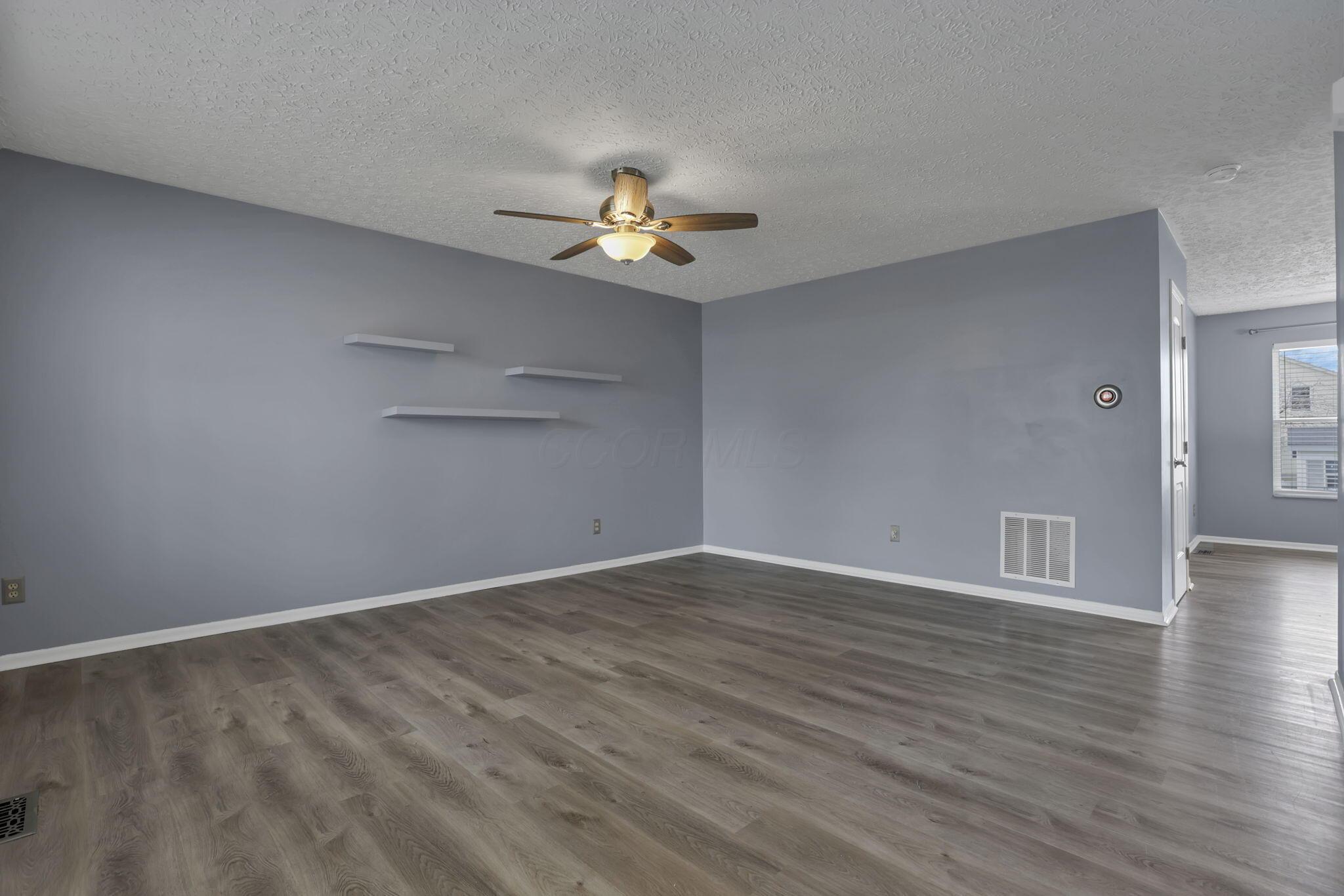 112 Harvard Loop Delaware, OH 43015 - Photo 6 of 51 9-web-or-mls-4E7A4474