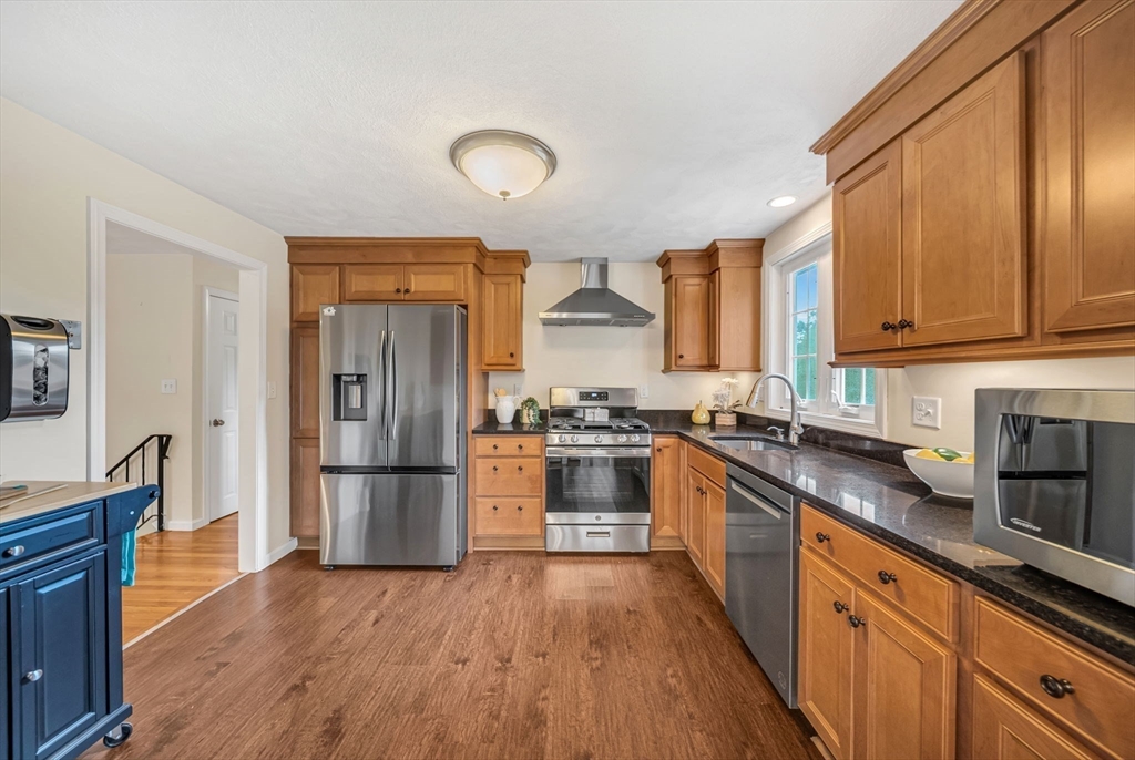2 Rutgers Road Andover, MA 01810 - Photo 12 of 40