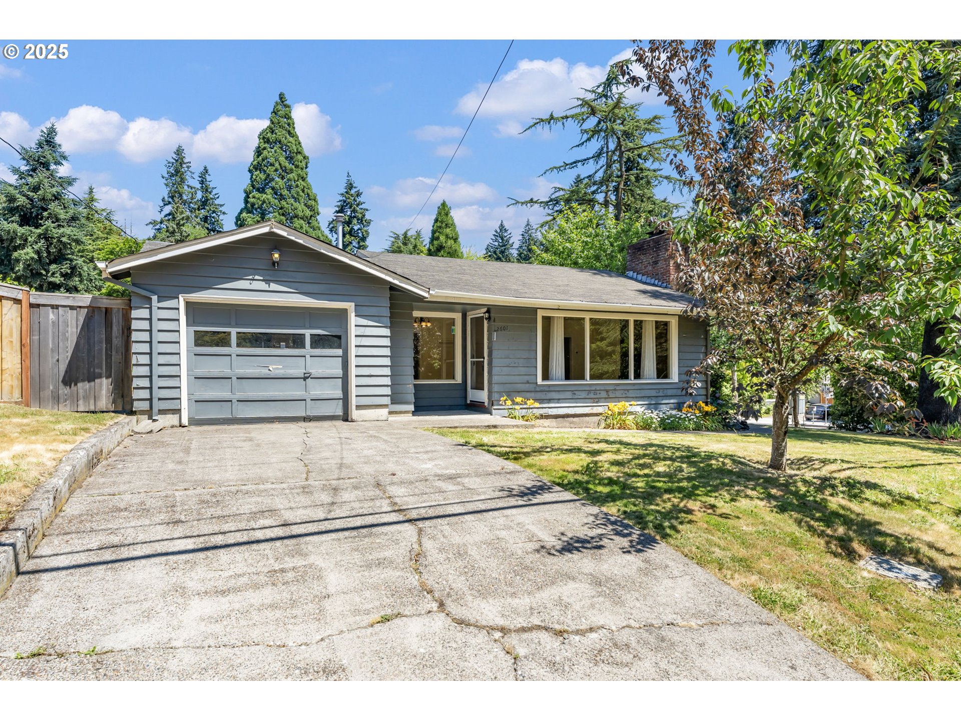 2601 Southwest Taylors Ferry Road Portland, OR 97219 - Photo 1 of 32 Gallery Image 1