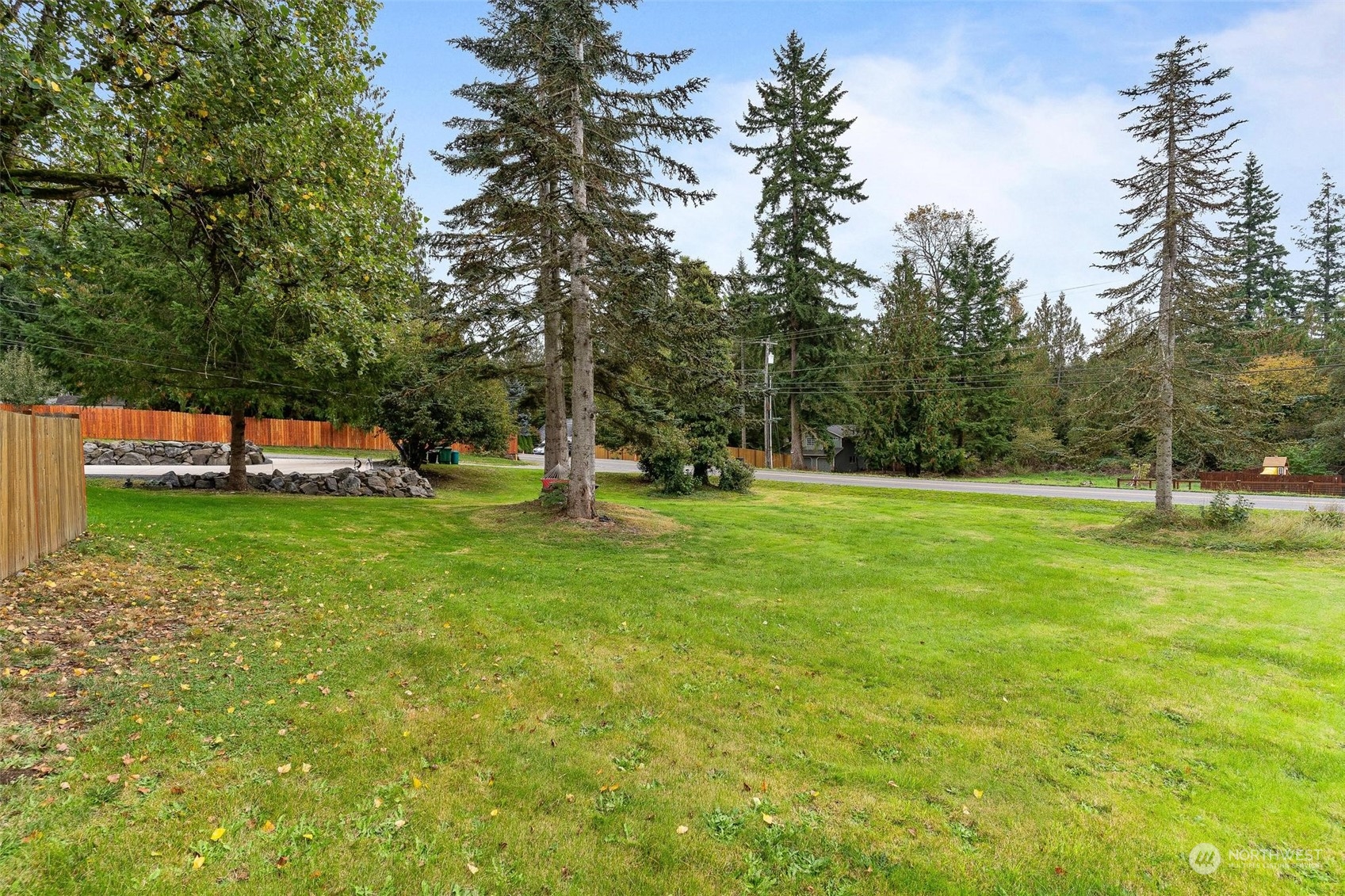 17821 Trombley Road Snohomish, WA 98290 - Photo 32 of 36 a view of a park with large trees