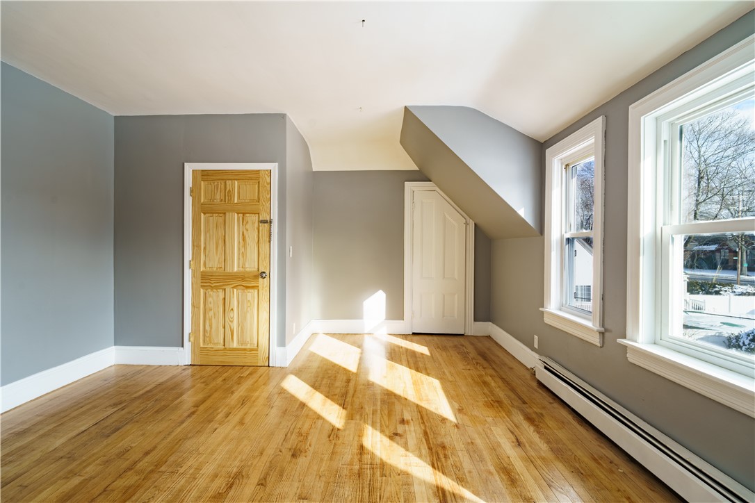 637 Sandy Lane, Unit 2 Warwick, RI 02889 - Photo 3 of 15