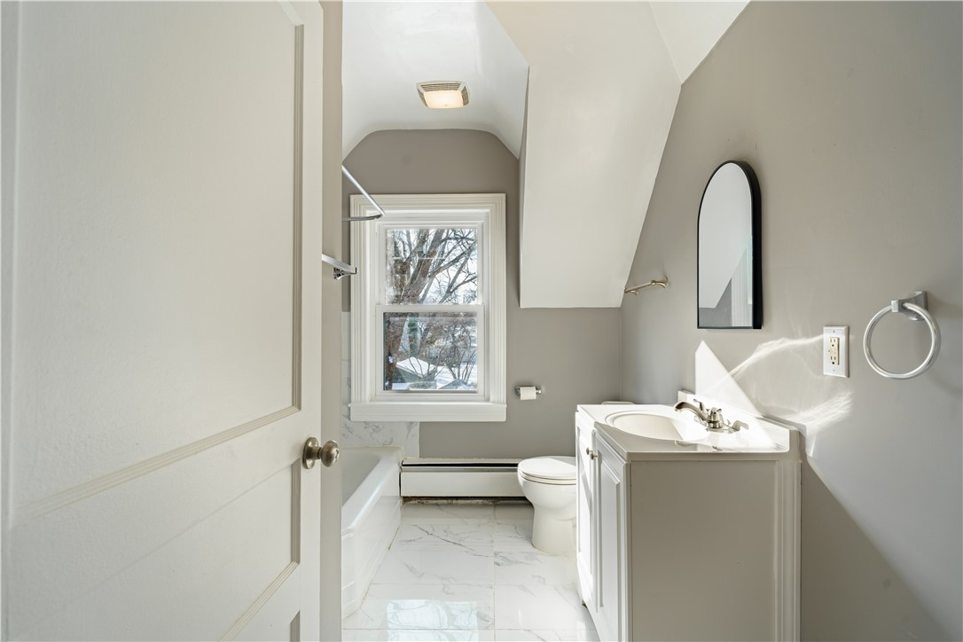 637 Sandy Lane, Unit 2 Warwick, RI 02889 - Photo 6 of 15