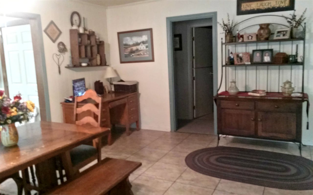 5021 Stringtown Road Evansville, IN 47711 - Photo 6 of 20 Gallery Image 6