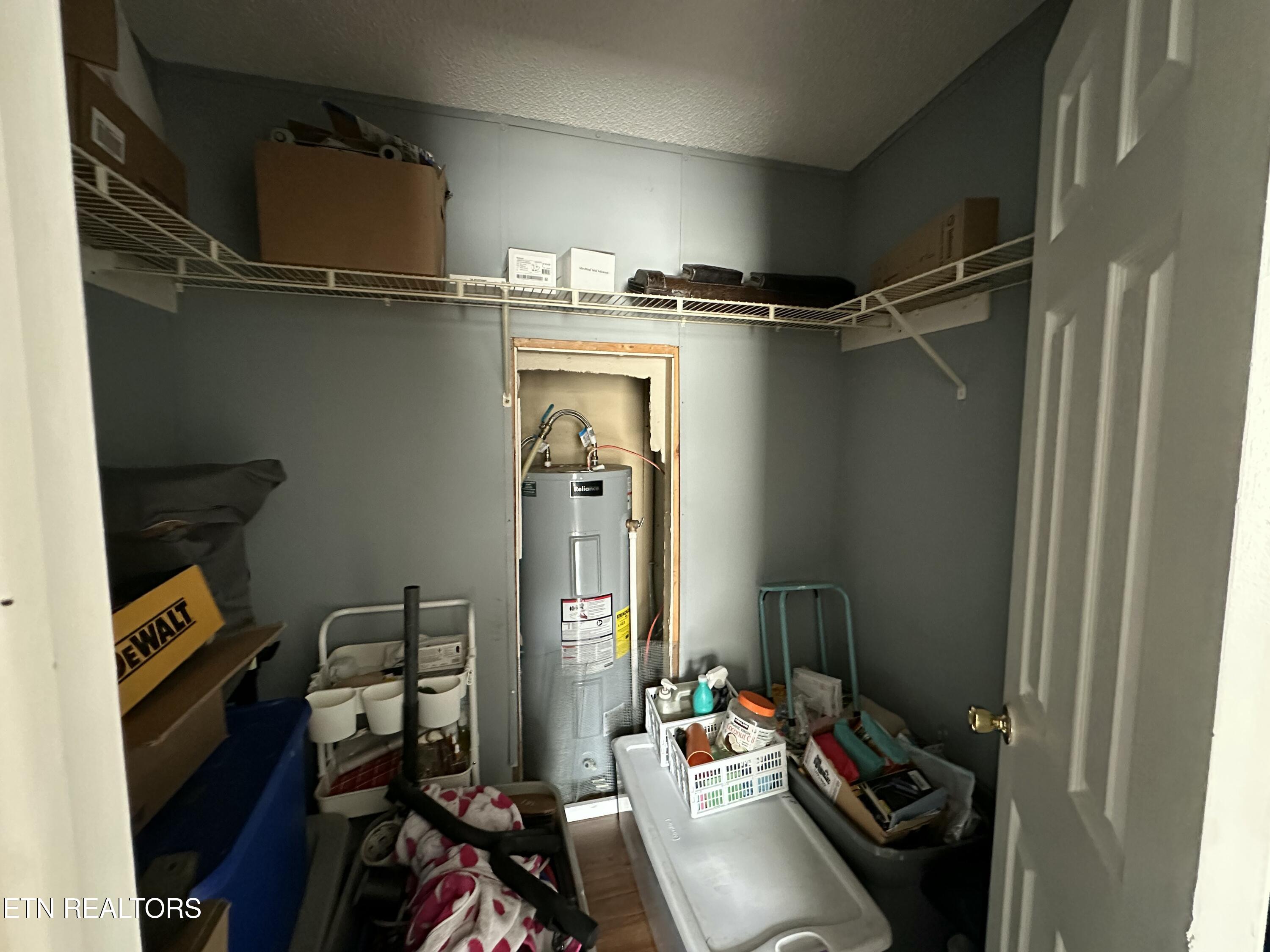 408 West Rathburn Street Rockwood, TN 37854 - Photo 11 of 18 IMG_1156