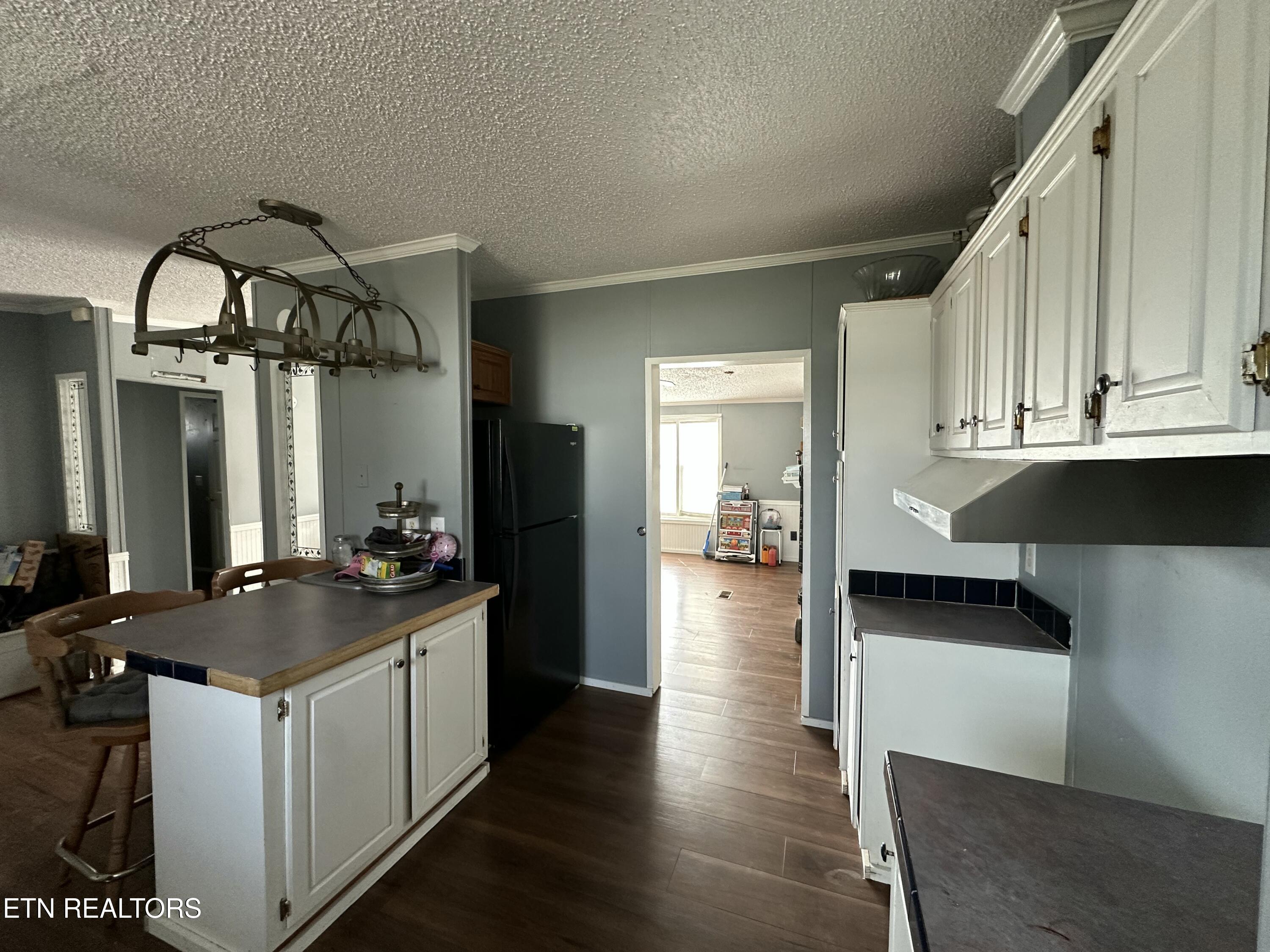 408 West Rathburn Street Rockwood, TN 37854 - Photo 7 of 18 IMG_1153