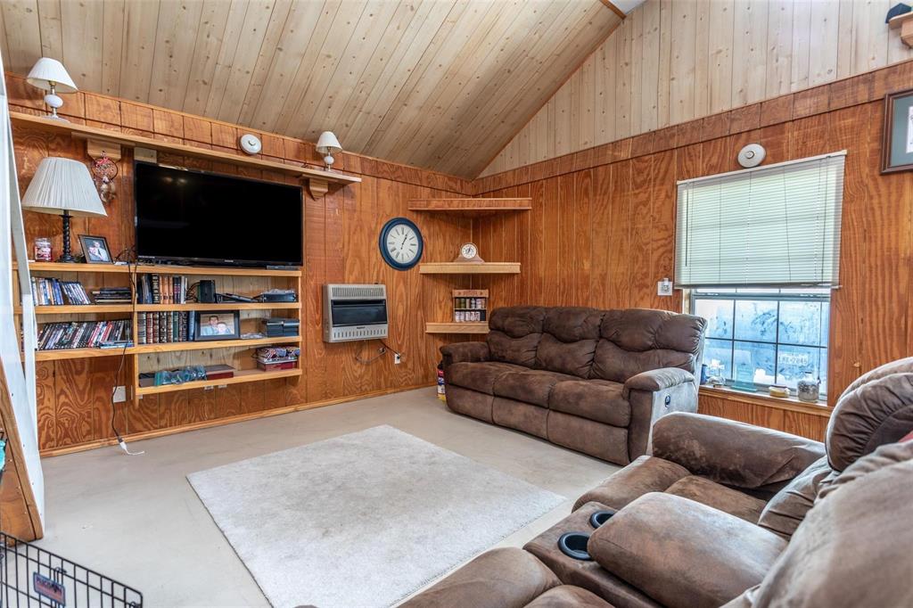 1078 R&r Lane Muenster, TX 76252 - Photo 27 of 39 Gallery Image 27