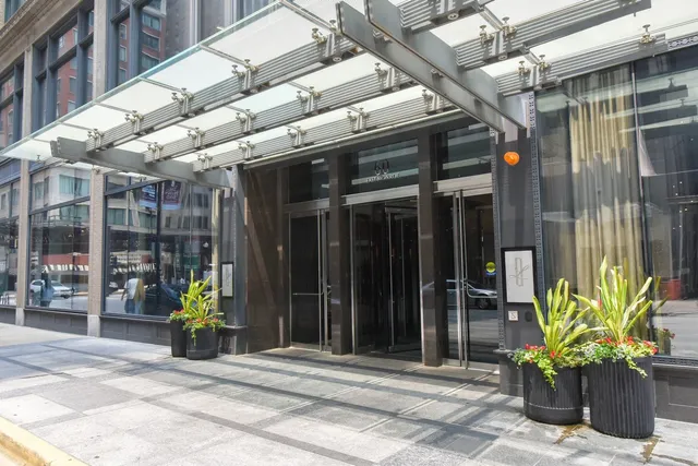 $699,000 | 60 East Monroe Street, Unit 5403, Chicago, IL 60603