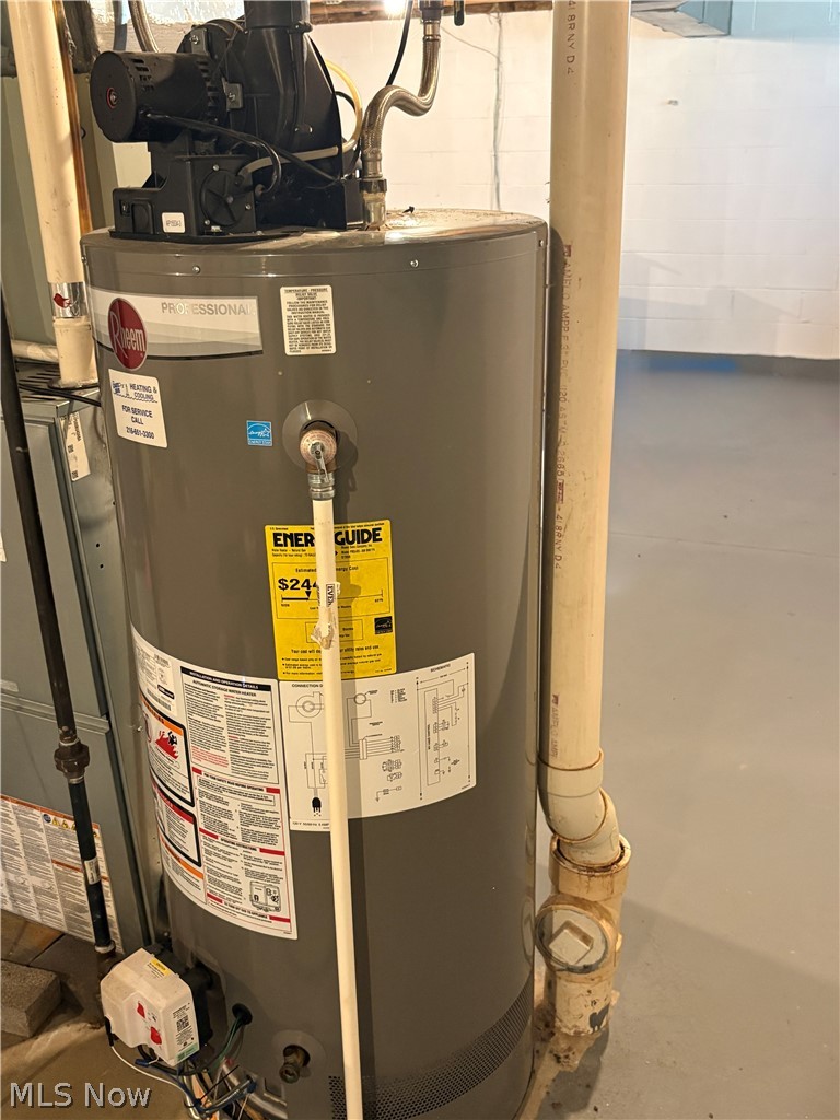 7310 Colfax Road Cleveland, OH 44104 - Photo 15 of 18 Energy efficient Hot water tank