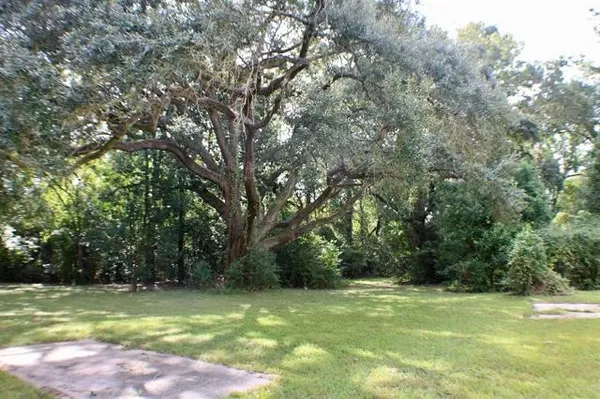$347,500 | 410 Belvedere Drive, Beaumont, TX 77706