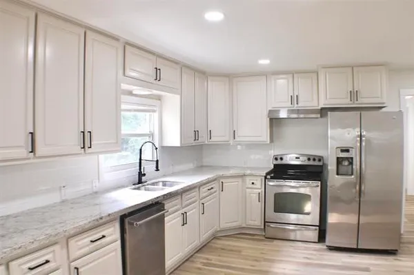 $347,500 | 410 Belvedere Drive, Beaumont, TX 77706