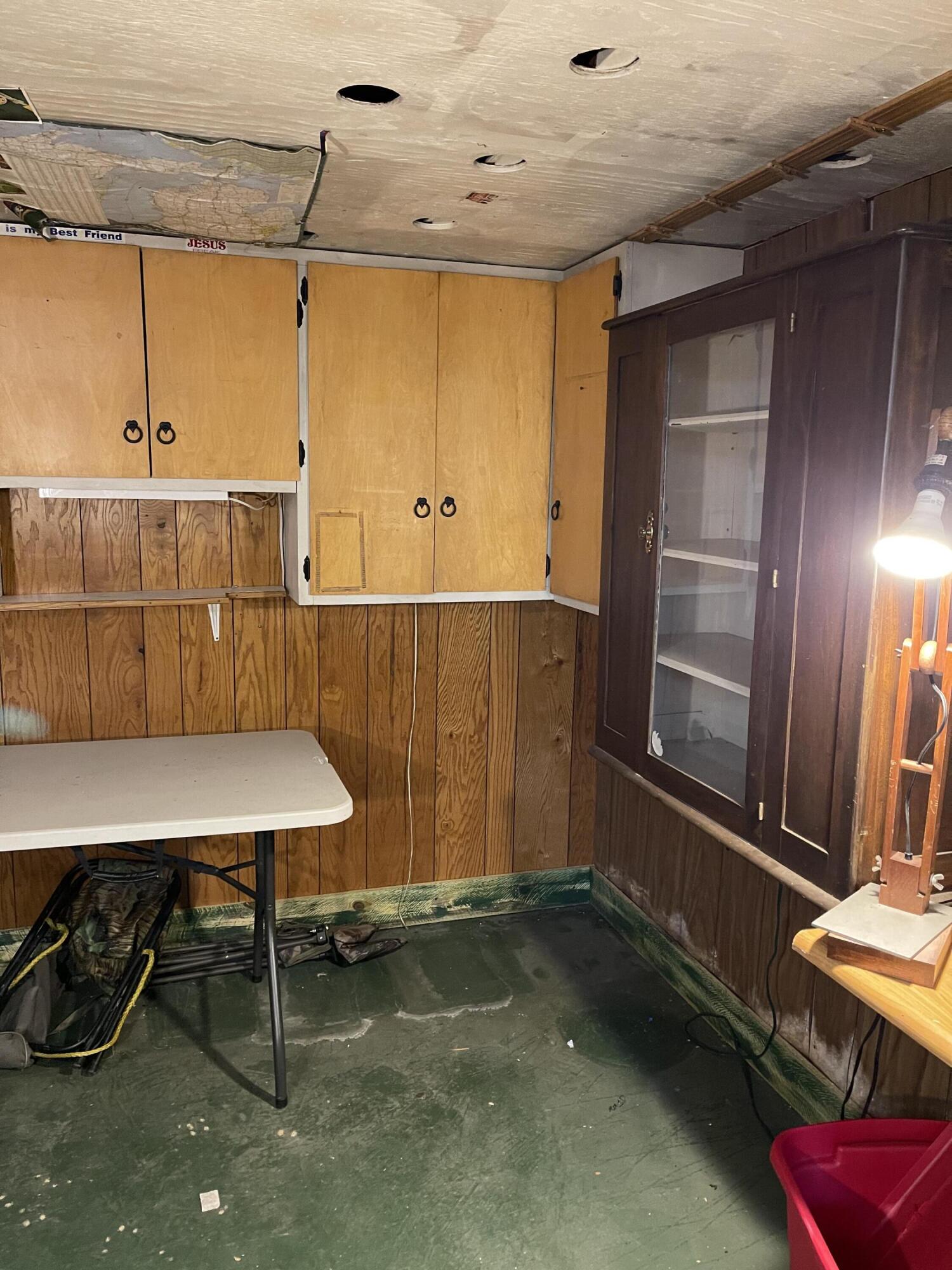 2091 Hill Road Manistee, MI 49660 - Photo 26 of 37 Basement Office