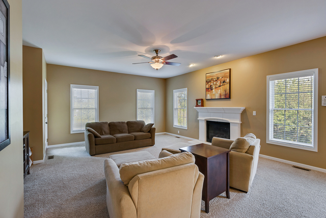 N955 Bartelt Road Geneva, IL 60134 - Photo 6 of 31