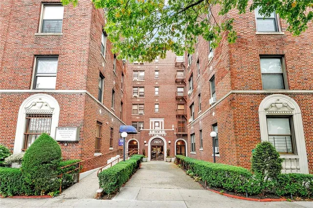 $349,000 | 7401 4th Avenue, Unit E9 | Bay Ridge