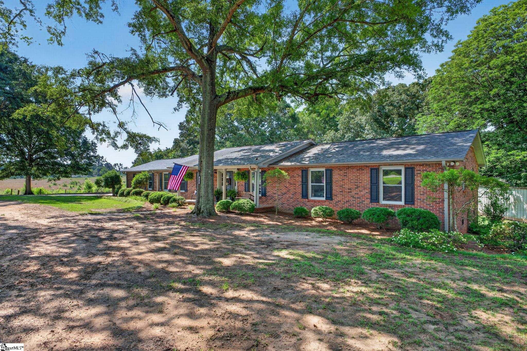618 South 234 Woodruff, SC 29388 - Photo 2 of 49