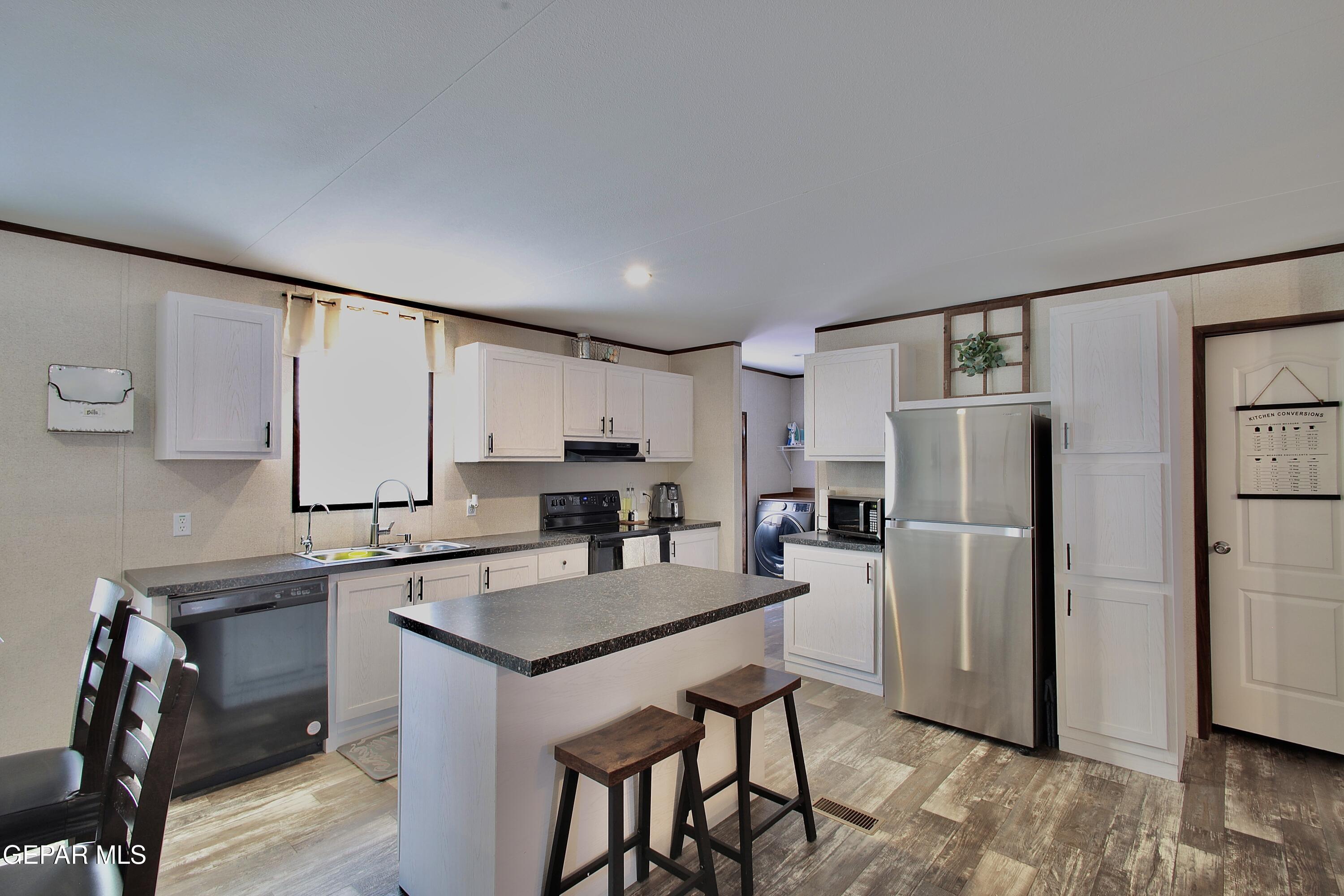 380 Burbridge Road Clint, TX 79836 - Photo 24 of 57 A3E5272B-A77D-4084-BD12-AECF0E4AD845