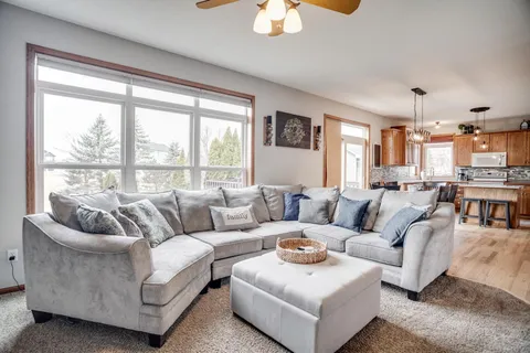 $469,000 | 682 Lynn Court, Delano, MN 55328