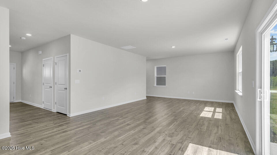 310 Hartfield Avenue Raeford, NC 28376 - Photo 12 of 31 Great Room