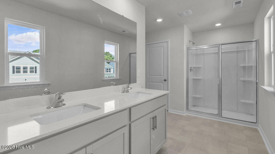 310 Hartfield Avenue Raeford, NC 28376 - Photo 24 of 31 Bathroom