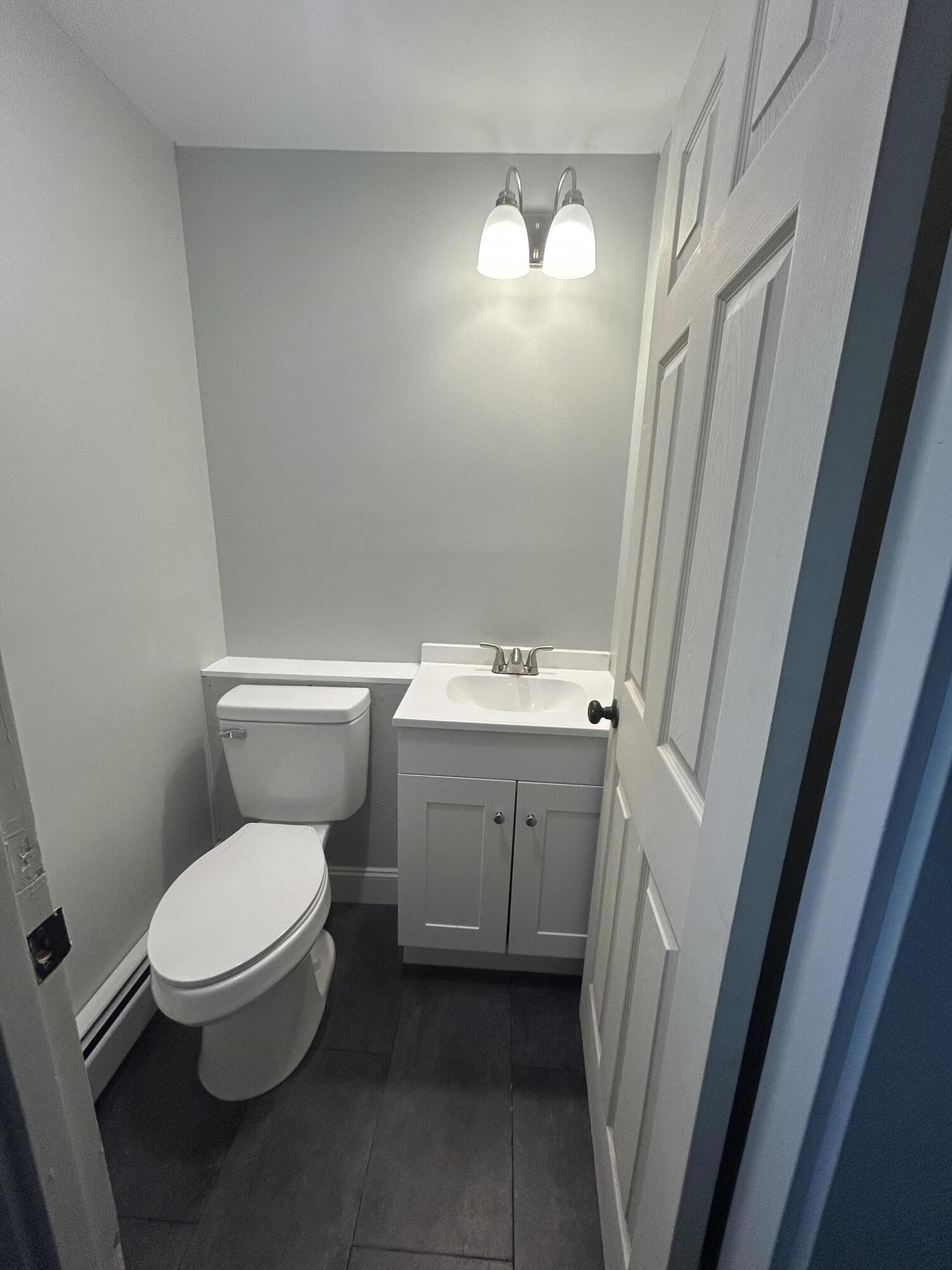 5 Pinewood Street Orono, ME 04473 - Photo 23 of 36 IMG_1604