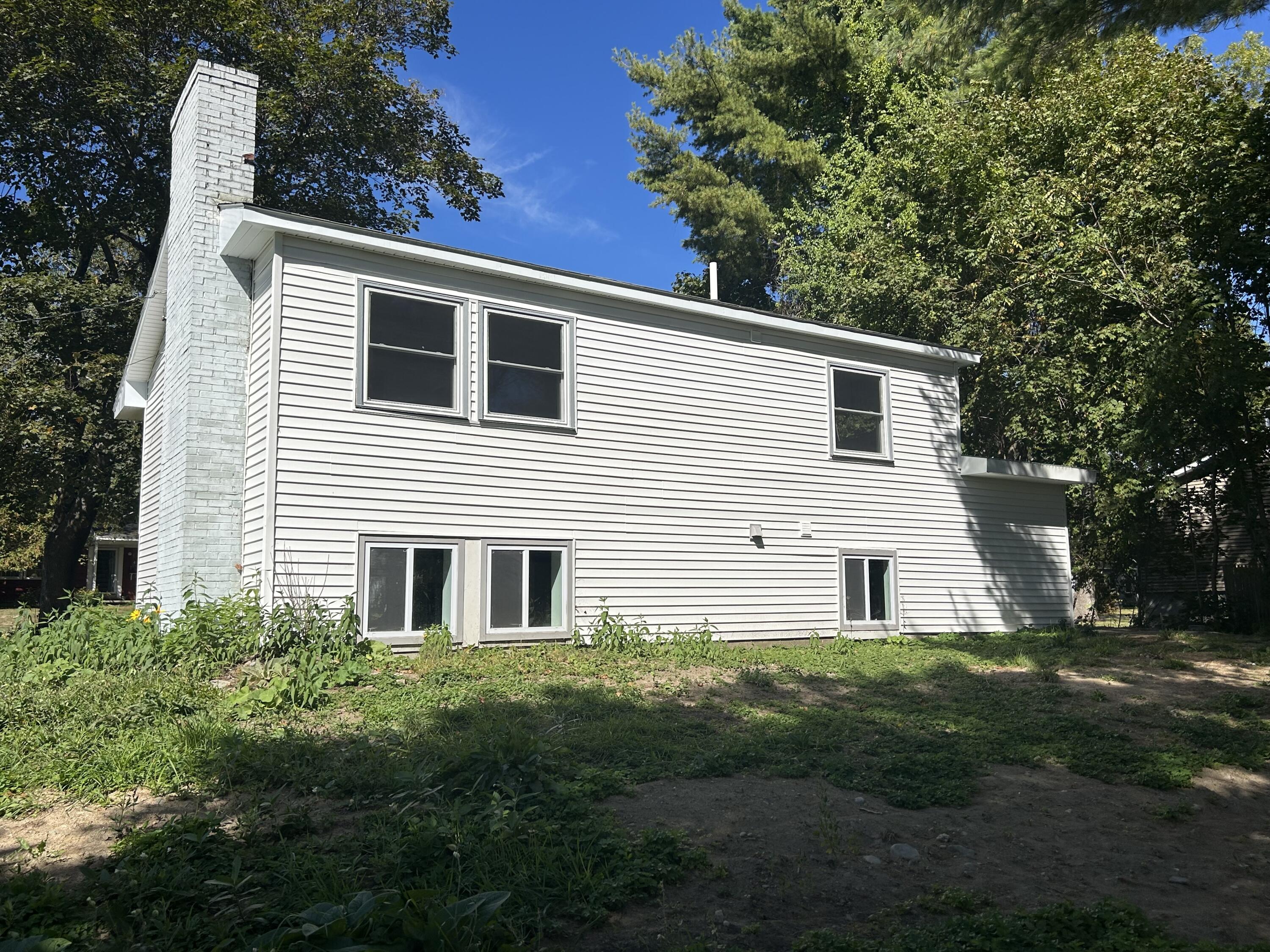 5 Pinewood Street Orono, ME 04473 - Photo 3 of 36 IMG_1571