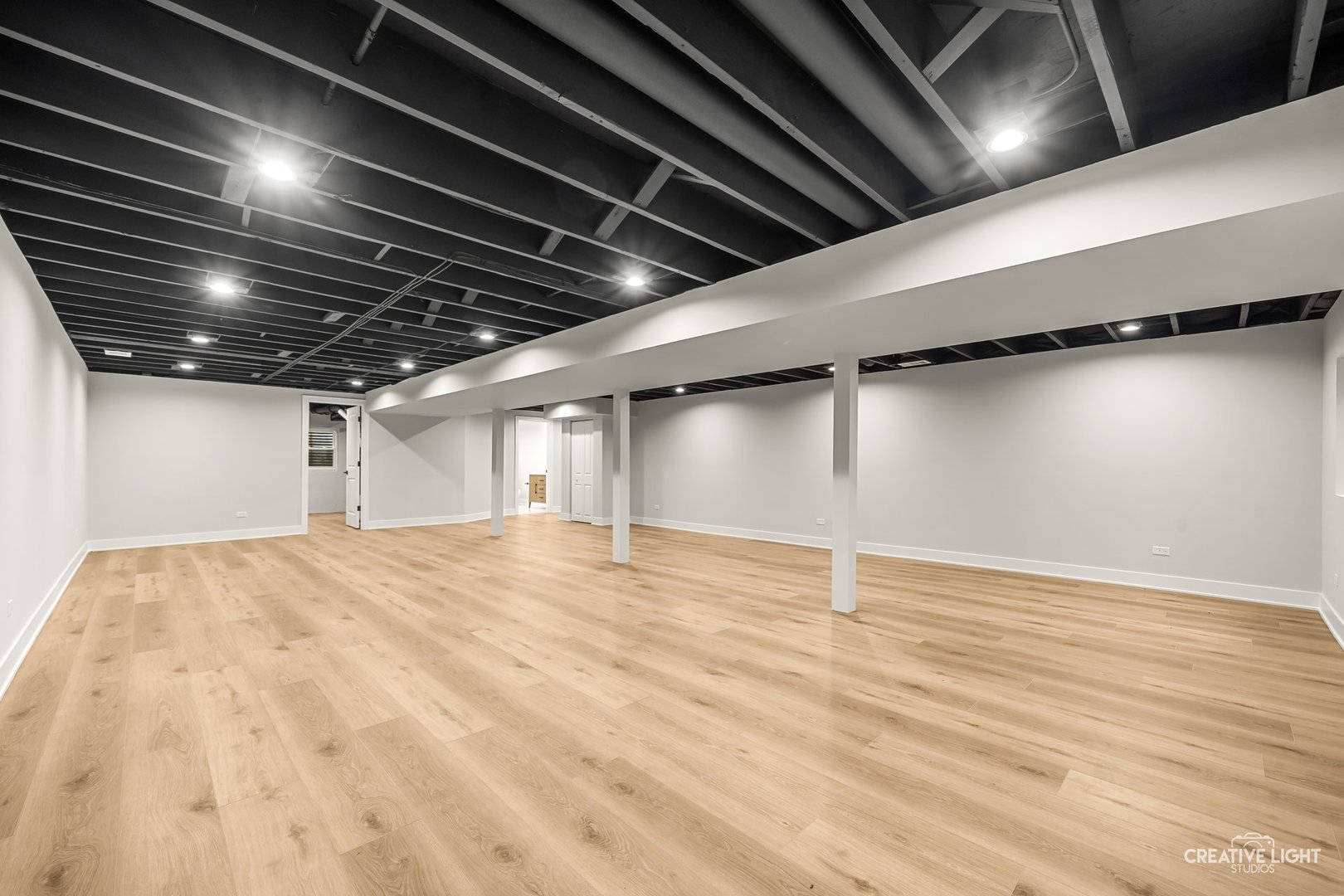 1472 Misty Lane Bolingbrook, IL 60490 - Photo 32 of 40 a view of an empty room