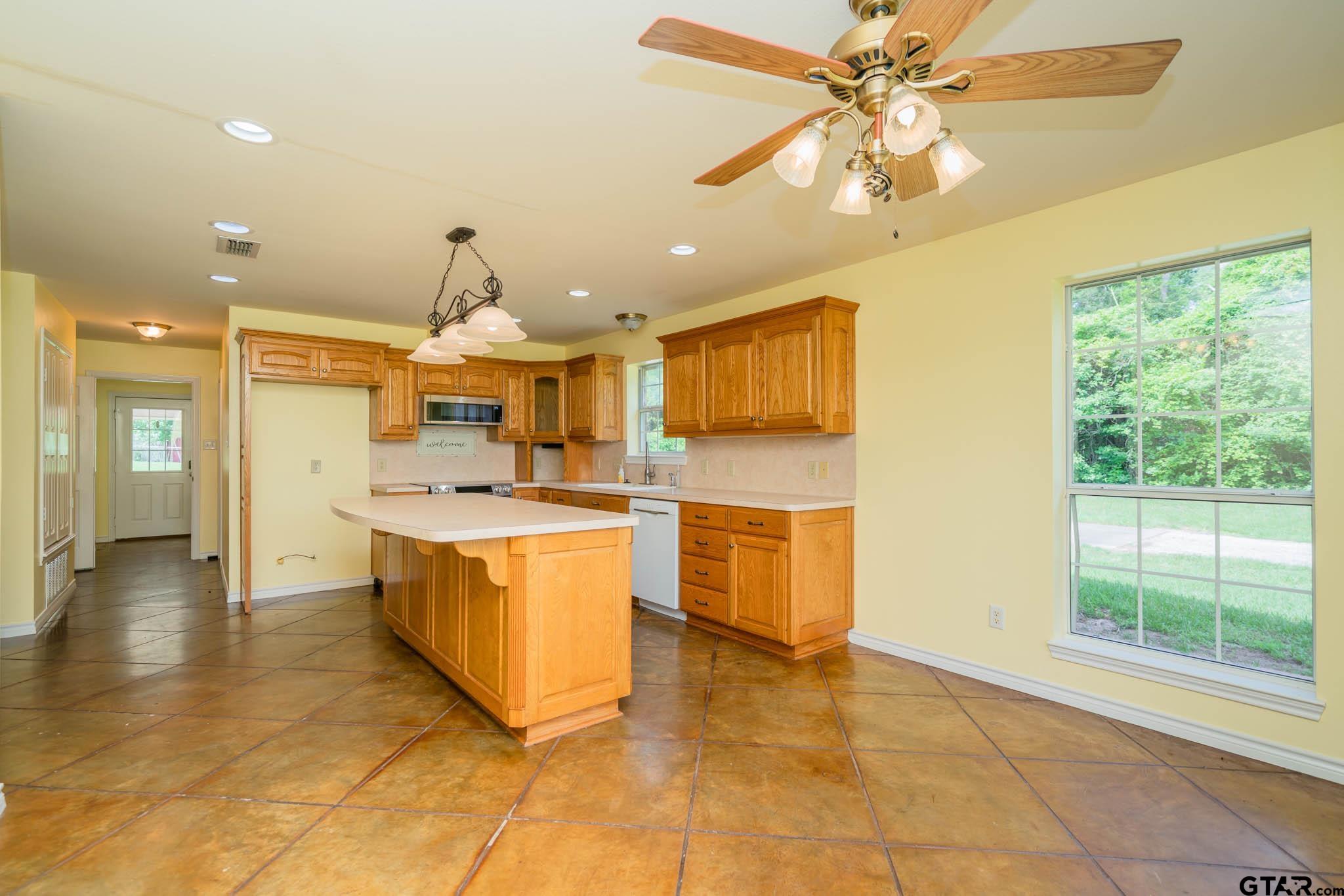3460 Hawk Road Diana, TX 75640 - Photo 19 of 40