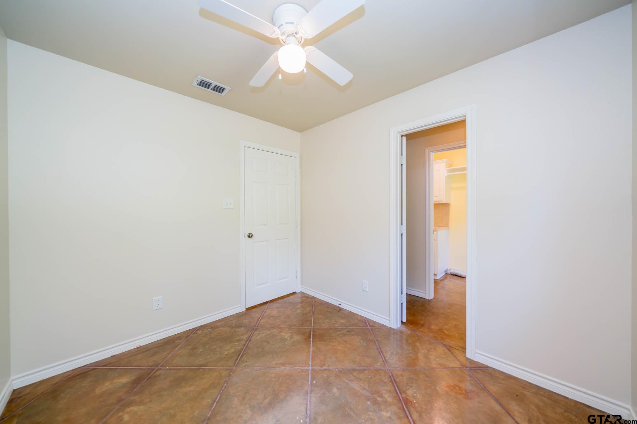 3460 Hawk Road Diana, TX 75640 - Photo 8 of 40