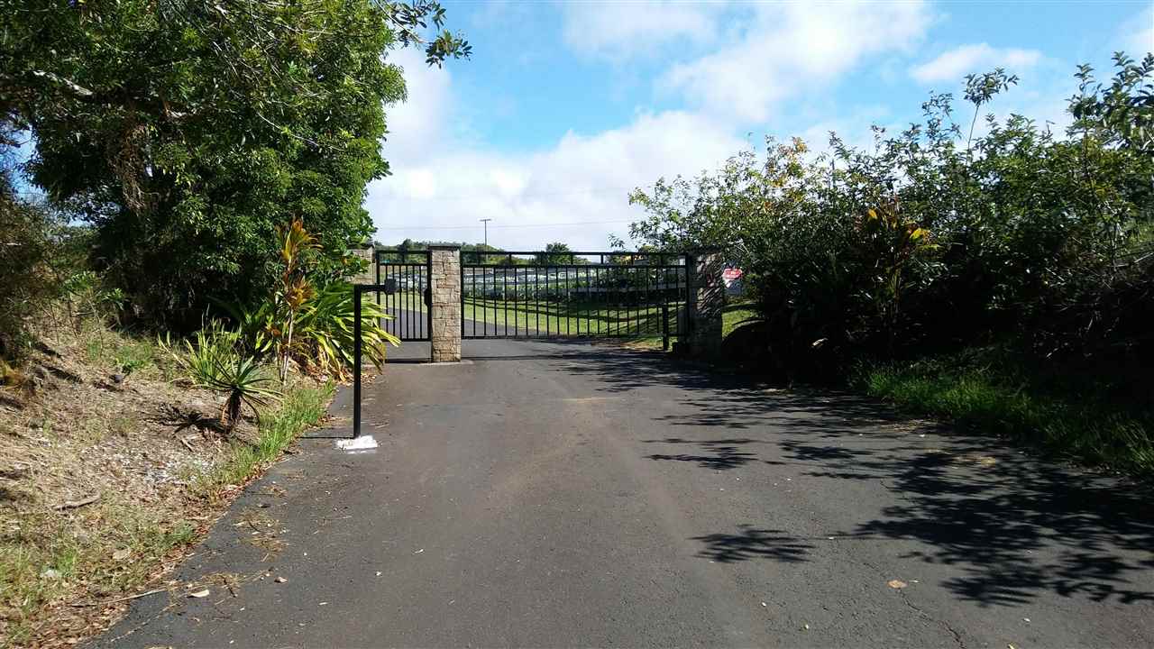 8 Awalau Road, Unit PHILLIPS SUBDIVISION #8 Haiku, HI 96708 - Photo 1 of 12 a view of a street