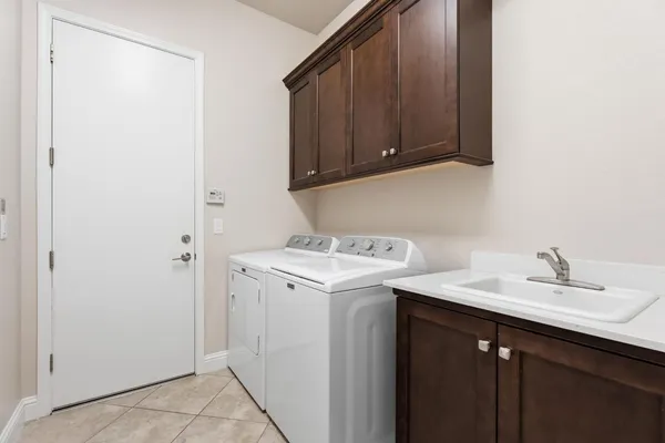 $675,000 | 1850 East Green Sage Avenue, Fresno, CA 93730