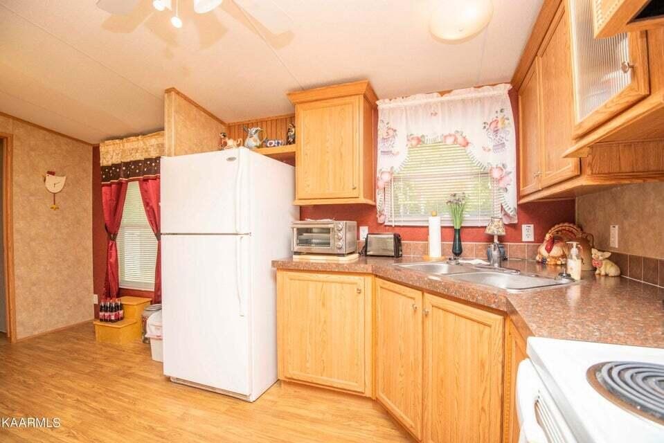 699 Lowes Gap Road Spring City, TN 37381 - Photo 8 of 41 Gallery Image 8