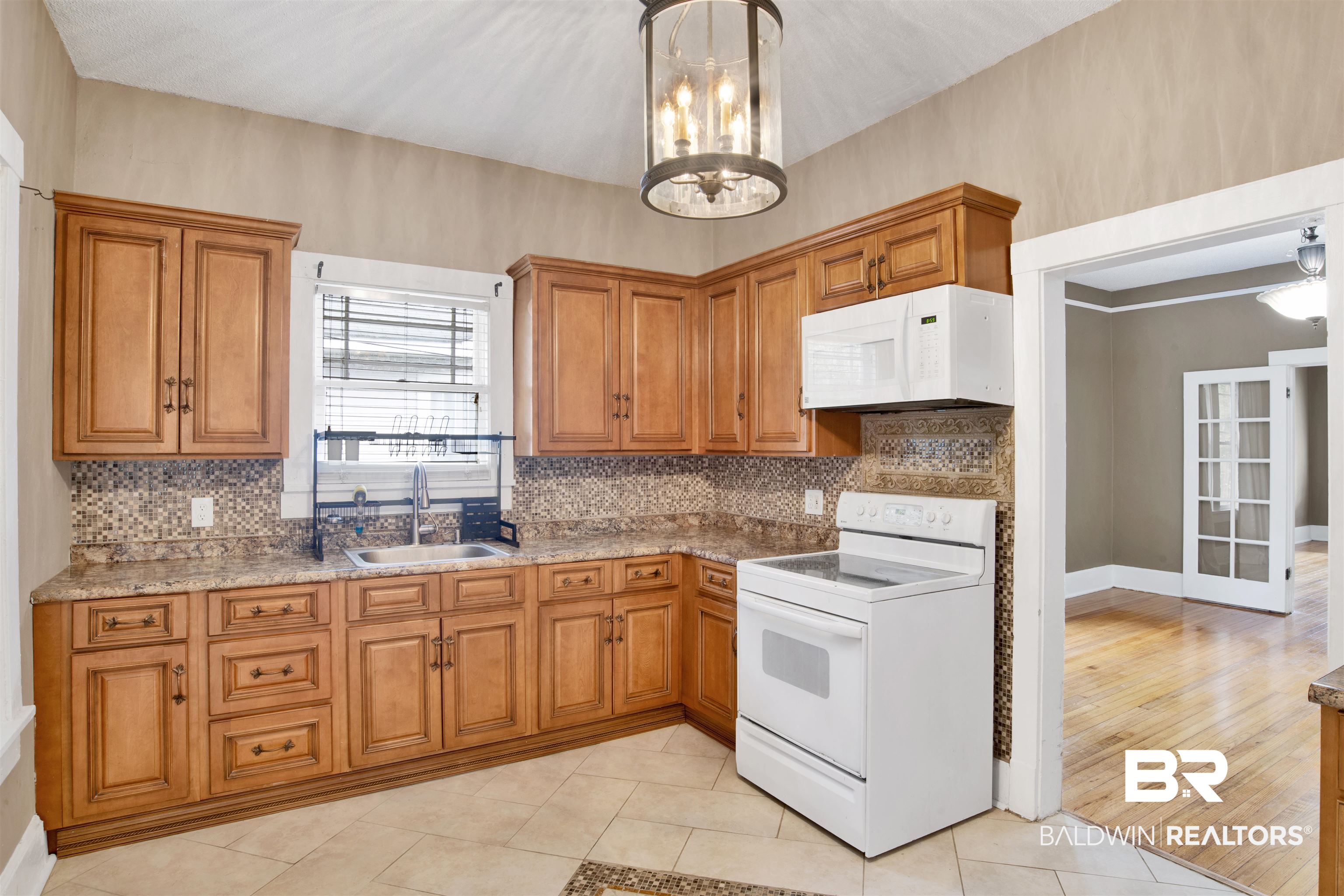 458 Dexter Avenue Mobile, AL 36604 - Photo 12 of 22