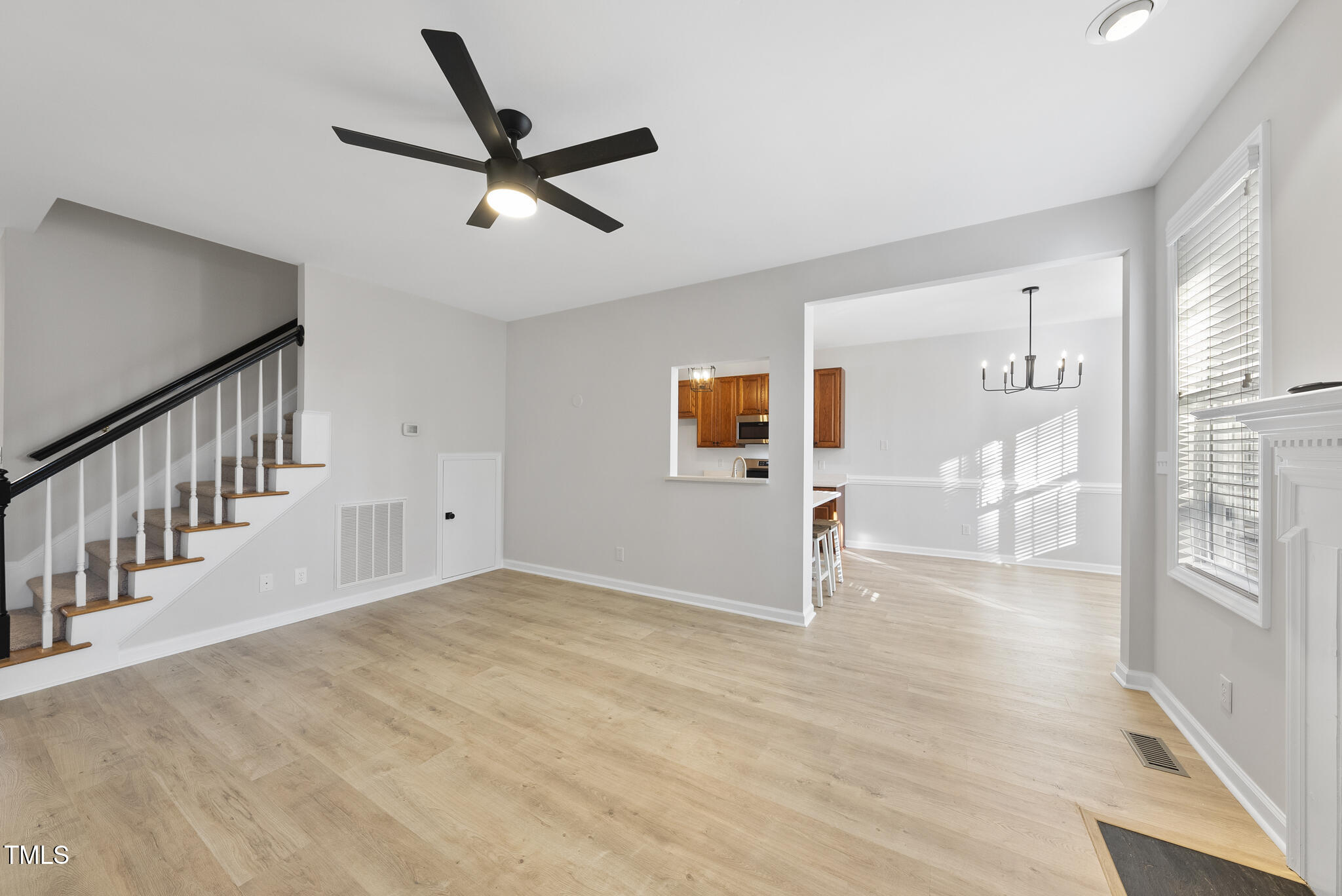 121 Clay Ridge Way Holly Springs, NC 27540 - Photo 5 of 30 DSC02441