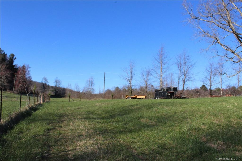 9999 Hudgins Road Hendersonville, NC 28792 - Photo 13 of 24
