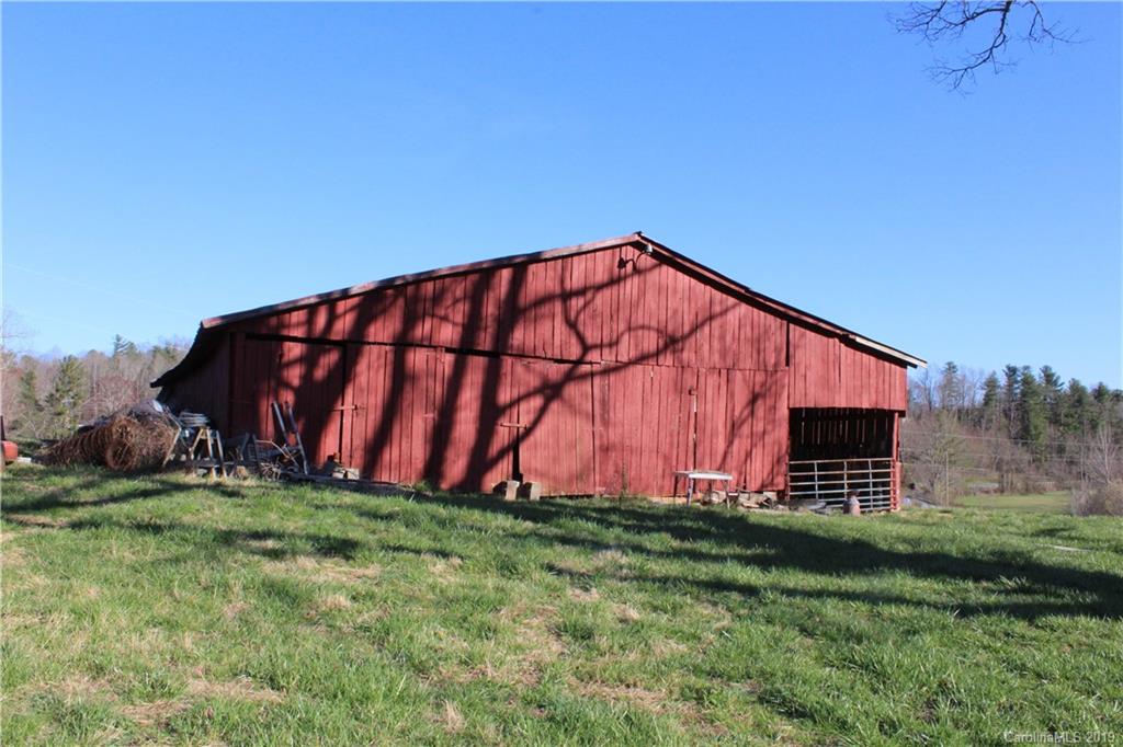 9999 Hudgins Road Hendersonville, NC 28792 - Photo 7 of 24