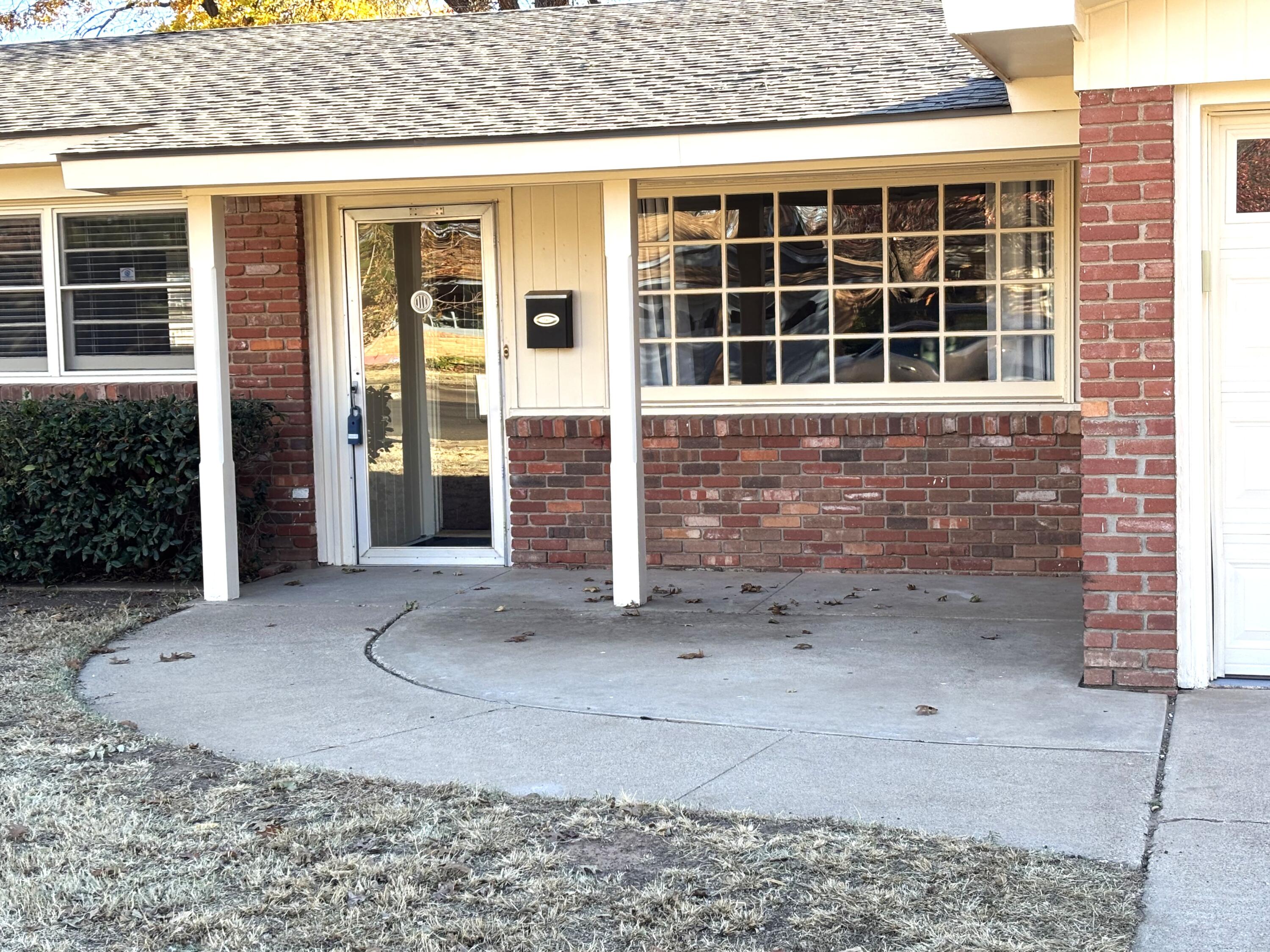 3415 58th Street Lubbock, TX 79413 - Photo 2 of 40 IMG_1383