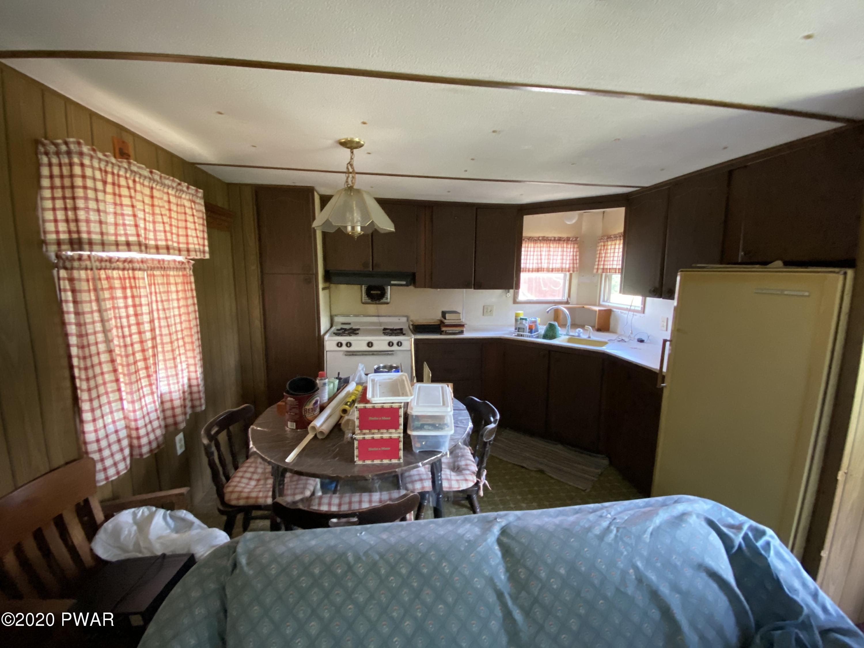 809 Fairmont Road Starrucca, PA 18462 - Photo 8 of 19 Mobile Home Kitchen