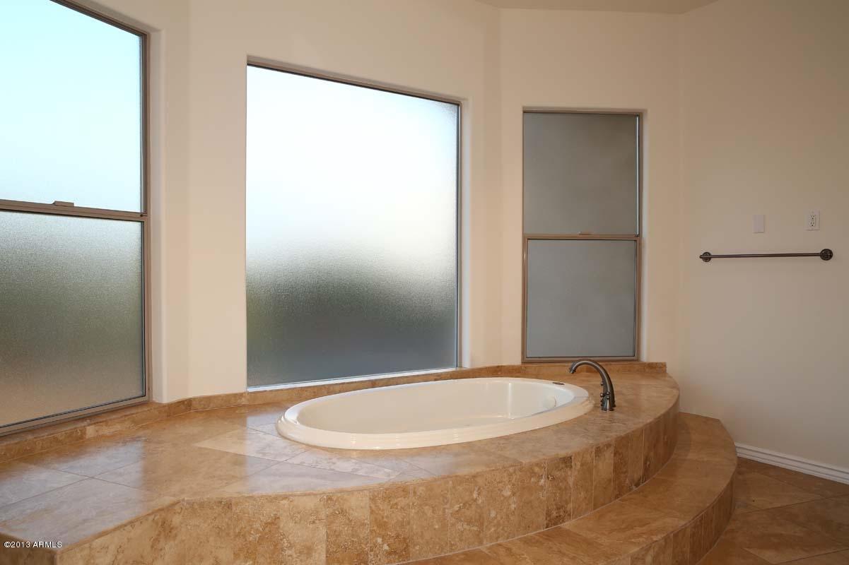 11926 East Desert Trail Road Scottsdale, AZ 85259 - Photo 17 of 35 11926 Master Bath-Jetted Tub