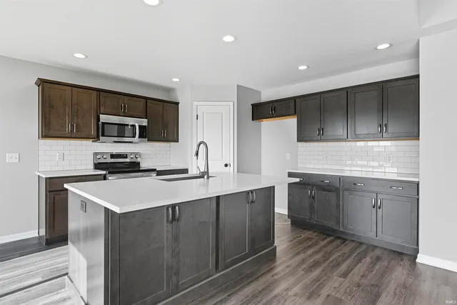 $309,500 | 3475 Fawn Creek Boulevard, Waterloo, IN 46793