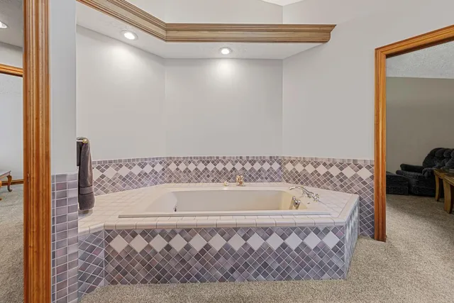 $599,900 | 24 Green Haven Bay, Faribault, MN 55021