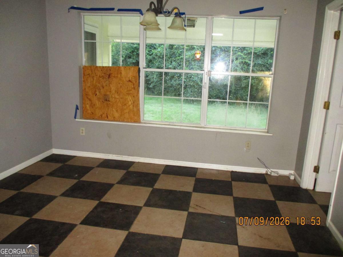 2500 Pin Oak Street Jesup, GA 31546 - Photo 5 of 10